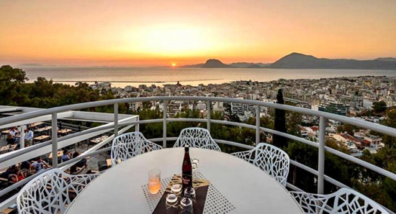 Oikiastudios2 Patras Exteriör bild