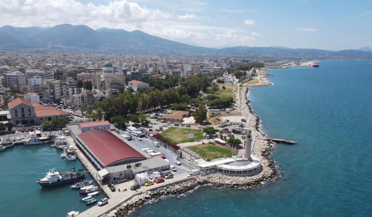 Oikiastudios2 Patras Exteriör bild