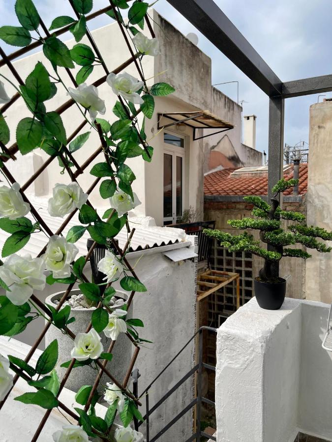 Oikiastudios2 Patras Exteriör bild